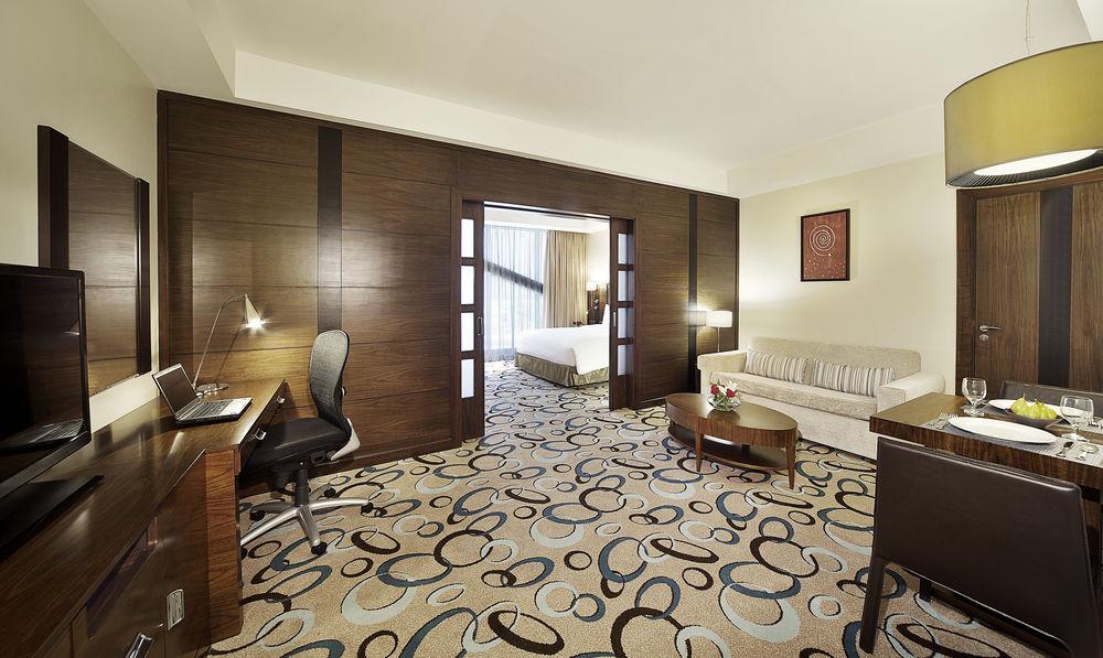 Residence Inn By Marriott Jazan Bagian luar foto